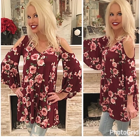 Dresses & Skirts - 🌹 roses bell sleeve tunic/dress!💕💕 LAST One!